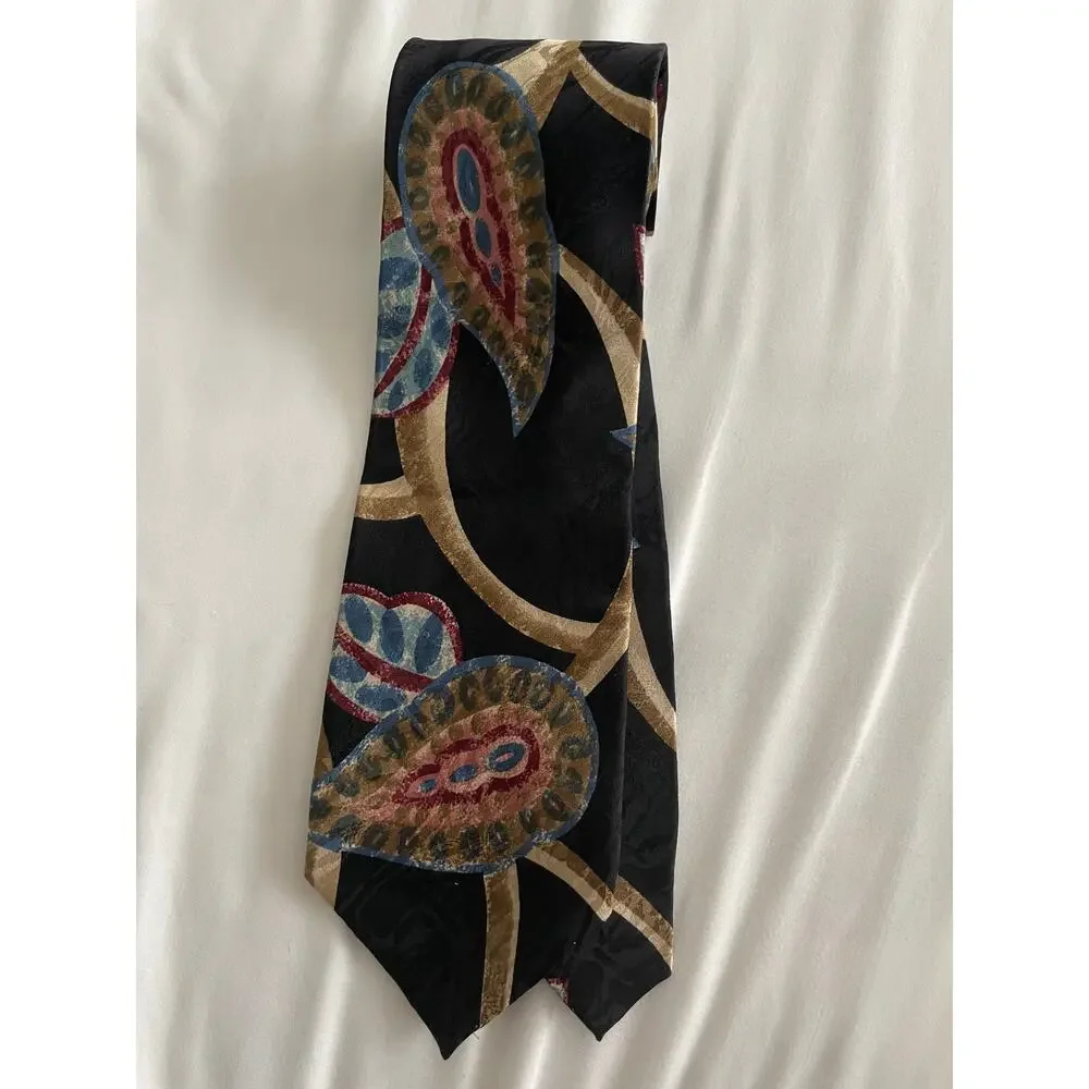 Vintage Carlo Palazzi 100% Silk Hand Made Tie Abstract pattern 57